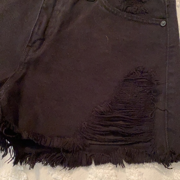 Kancan cutoff jean shorts - Picture 3 of 5